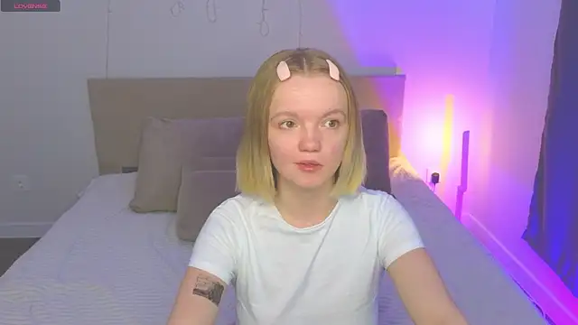 StellaBunny online show from 03.27.26