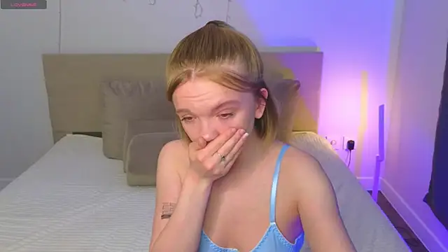 StellaBunny online show from 04.06.26