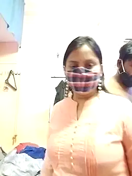 Snapshot of Newmomsexy chatting on 02.21.26 Newmomsexy online show from 02.21.26