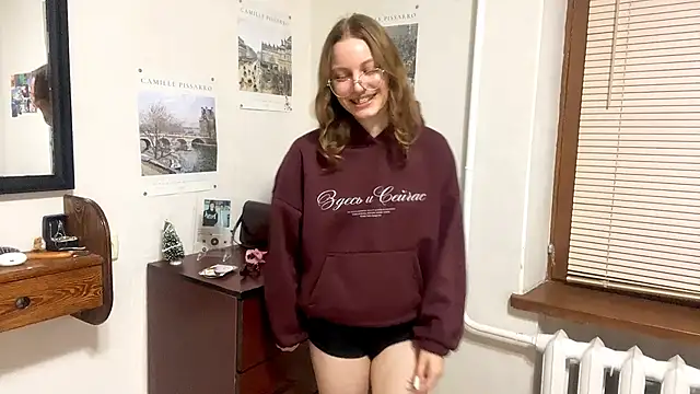 Snapshot of MillySwolley chatting on 02.13.26 MillySwolley online show from 02.13.26