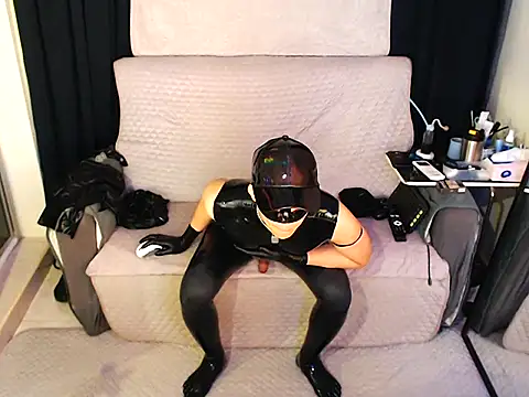 RubberGummi online show from 05.03.26