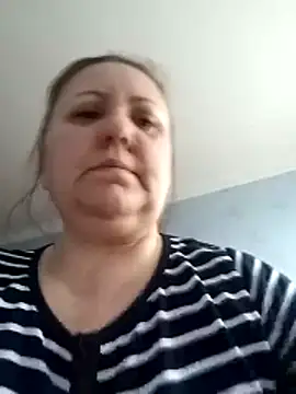 LockyCharm111 online show from 02.13.26