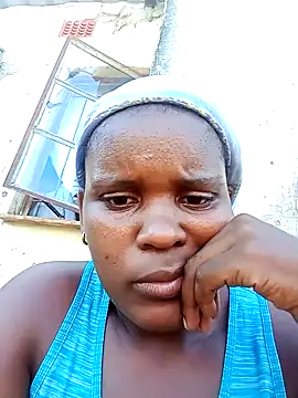 Snapshot of MrsTrina chatting on 02.25.26 MrsTrina online show from 02.25.26