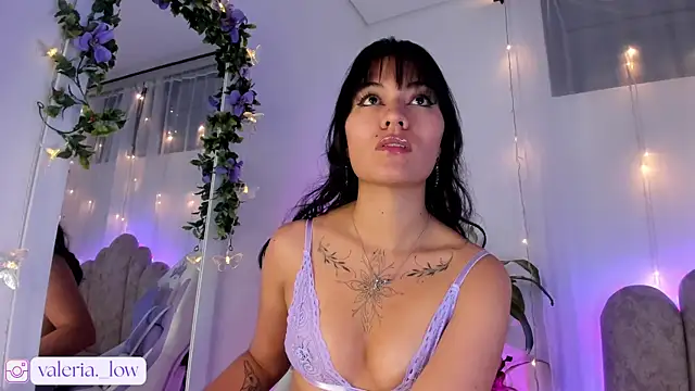 Nahialov online show from 02.18.26