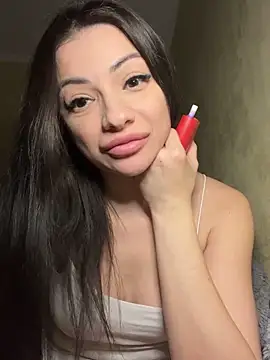 Layana Ro online show from 02.21.26