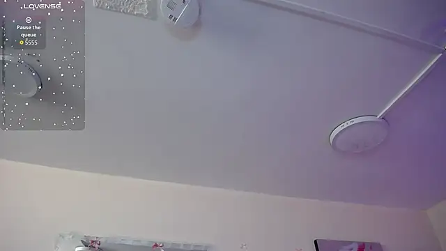 Snapshot of AnnyCotton chatting on 05.21.26 AnnyCotton online show from 05.21.26