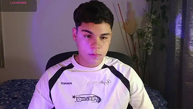 eithan jonnes online show from 03.08.26