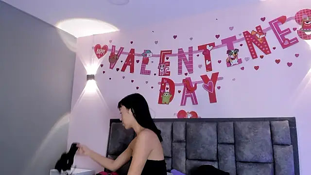 Snapshot of PeytonLouise chatting on 02.17.26 PeytonLouise online show from 02.17.26