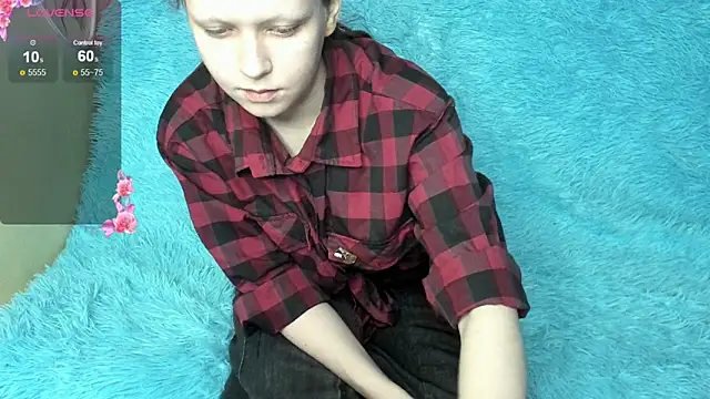 Snapshot of NikolFlostt chatting on 02.14.26 NikolFlostt online show from 02.14.26