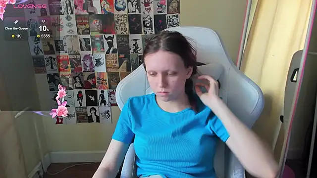 Snapshot of NikolFlostt chatting on 02.20.26 NikolFlostt online show from 02.20.26