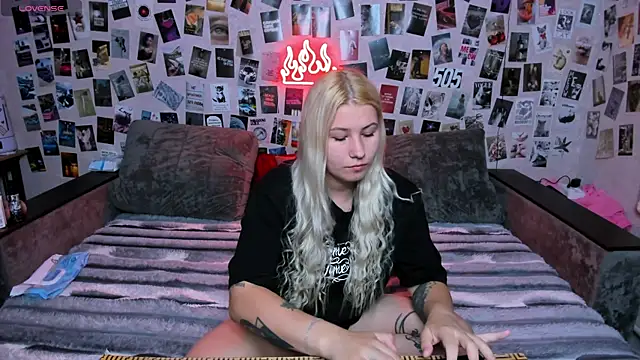 x Ulya1cutex online show from 07.04.26