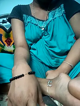 Snapshot of cutezara4 chatting on 02.13.26 cutezara4 online show from 02.13.26