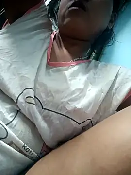 Snapshot of cutezara4 chatting on 02.23.26 cutezara4 online show from 02.23.26