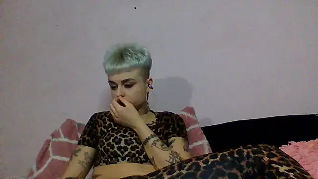 Snapshot of AlisaDear257 chatting on 02.16.26 AlisaDear257 online show from 02.16.26