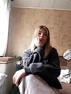 Snapshot of EvaTallor chatting on 02.17.26 EvaTallor online show from 02.17.26