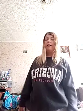 Snapshot of EvaTallor chatting on 02.20.26 EvaTallor online show from 02.20.26