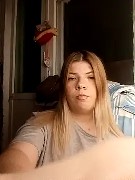 Snapshot of EvaTallor chatting on 02.22.26 EvaTallor online show from 02.22.26