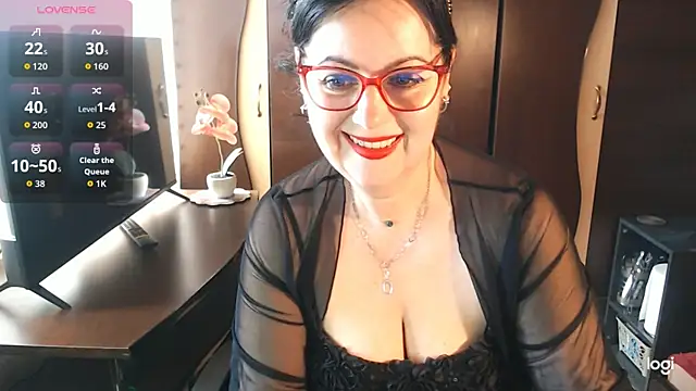 Snapshot of exiMIlf chatting on 03.14.26 exiMIlf online show from 03.14.26