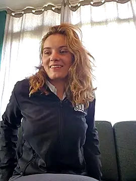 sweetsophie69 online show from 05.13.26