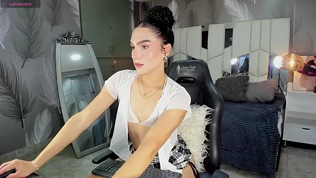 Snapshot of Veronica_hottie chatting on 04.28.26 Veronica hottie online show from 04.28.26