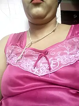 Snapshot of Nency_Love143 chatting on 05.10.26 Nency Love143 online show from 05.10.26