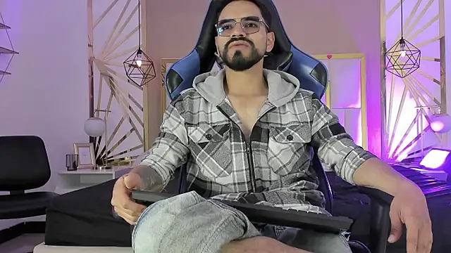 Snapshot of HotPulse_vc chatting on 02.18.26 HotPulse vc online show from 02.18.26