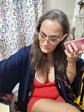 Snapshot of Nanybeach chatting on 02.19.26 Nanybeach online show from 02.19.26