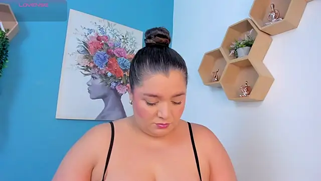 AgathaBloom  online show from 04.15.26