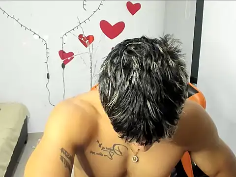 RYAN MYEARZ   online show from 03.10.26