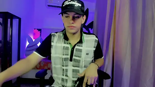 Top and bottom online show from 04.12.26