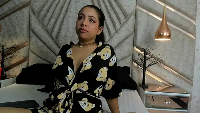 CloheBell online show from 03.04.26