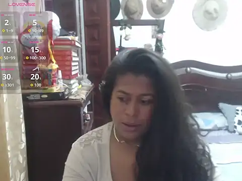 Snapshot of Caprichosa-39 chatting on 02.14.26 Caprichosa-39 online show from 02.14.26