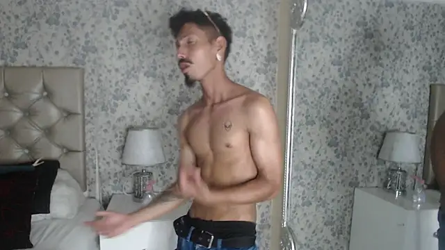 NoaahTylor online show from 03.08.26