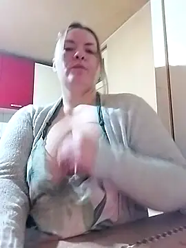 HotStepmommy4 online show from 02.13.26