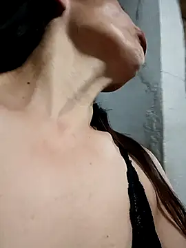 Snapshot of Layla_Zaid chatting on 03.03.26 Layla Zaid online show from 03.03.26