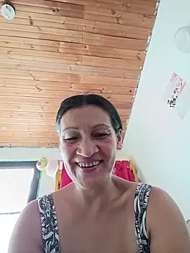 Snapshot of Layla_Zaid chatting on 05.14.26 Layla Zaid online show from 05.14.26