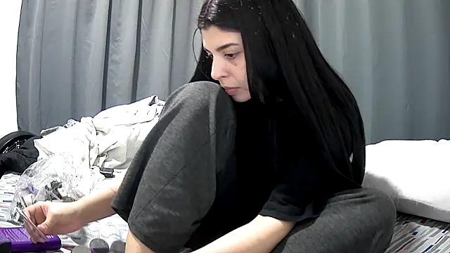 violetazein7 online show from 05.03.26