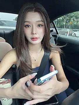Snapshot of BBi-0329 chatting on 05.05.26 BBi-0329 online show from 05.05.26