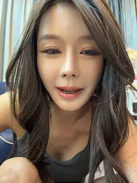 Snapshot of BBi-0329 chatting on 06.03.26 BBi-0329 online show from 06.03.26