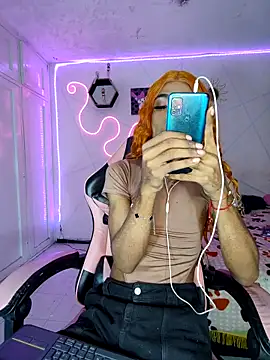 Snapshot of Violeta_R_ chatting on 02.28.26 Violeta R online show from 02.28.26