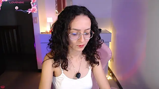 Alexia--27 online show from 02.21.26