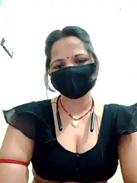 Snapshot of karishma_Bhabhi chatting on 02.28.26 karishma Bhabhi online show from 02.28.26