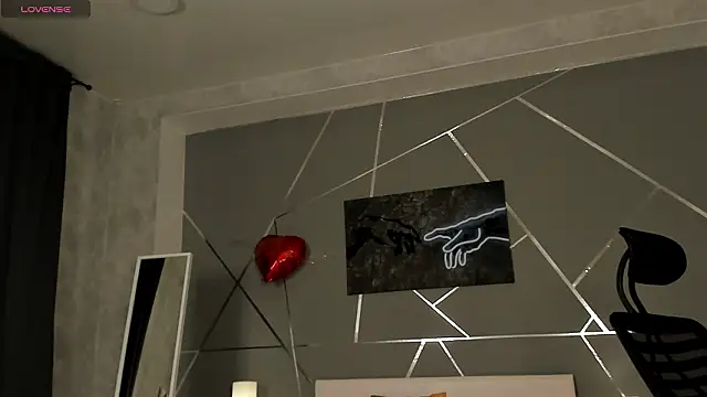 Snapshot of naomi_reiss chatting on 03.01.26 naomi reiss online show from 03.01.26