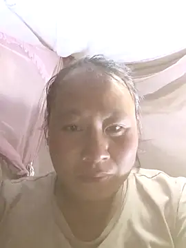 Snapshot of plump-bums chatting on 02.17.26 plump-bums online show from 02.17.26