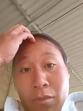 Snapshot of plump-bums chatting on 02.18.26 plump-bums online show from 02.18.26