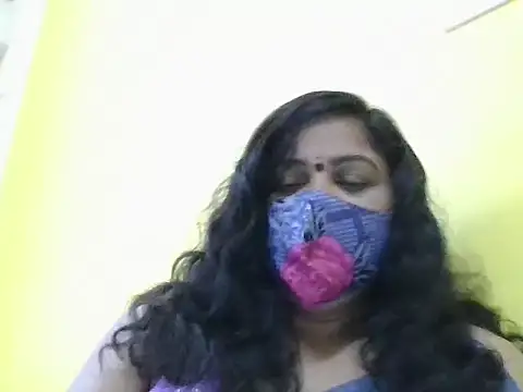 Snapshot of anu-reddyy chatting on 03.02.26 anu-reddyy online show from 03.02.26