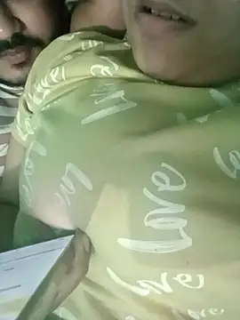 Desiyoungcouple15 online show from 02.19.26