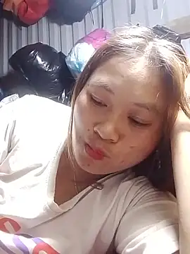 Snapshot of bany-lee chatting on 02.27.26 bany-lee online show from 02.27.26