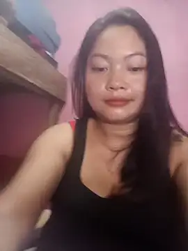 Snapshot of sweety_pie18 chatting on 02.26.26 sweety pie18 online show from 02.26.26