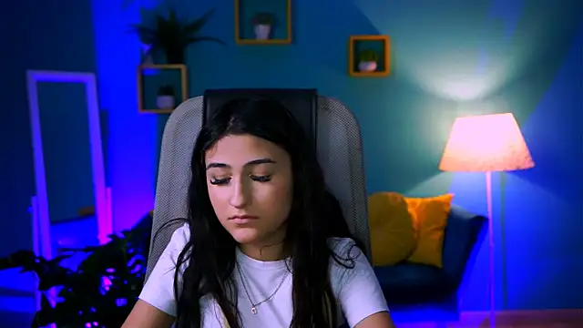 Snapshot of TerezaRobinson chatting on 02.16.26 TerezaRobinson online show from 02.16.26